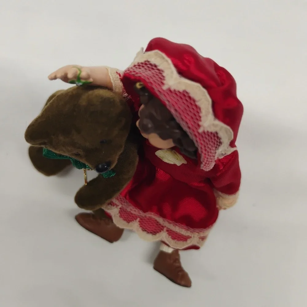 Hallmark Julianne & Teddy 1993 Special‎ Edition Christmas Keepsake Ornament